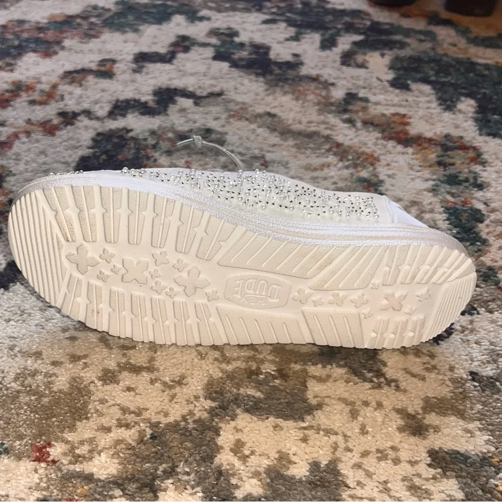 Hey Dude Women’s Wendy Bridal Pearl Slip On Sneakers SzW9 - Picture 6 of 9